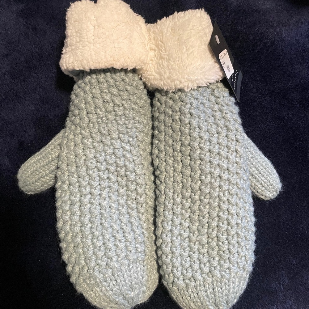 Gloves/ Mittens
